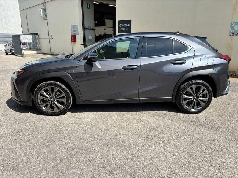 Lexus UX 300h Hybrid F-Design 2WD
