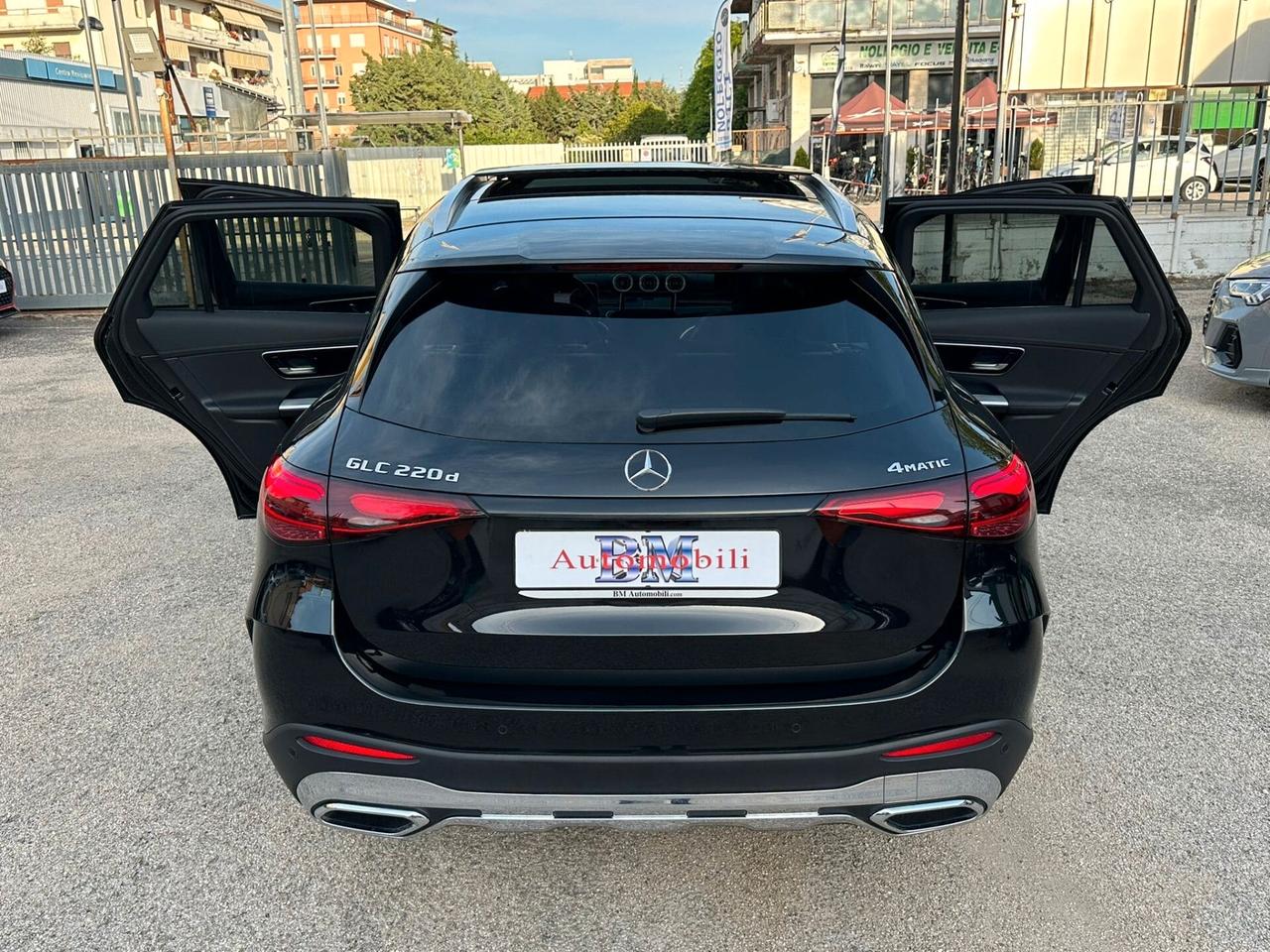 MERCEDES GLC 220d 4MATIC PREMIUM AMG