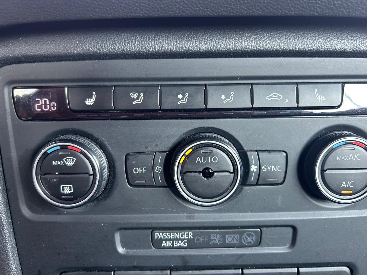 Volkswagen Maggiolino Cabriolet 1.6 TDI 105cv VINTAGE