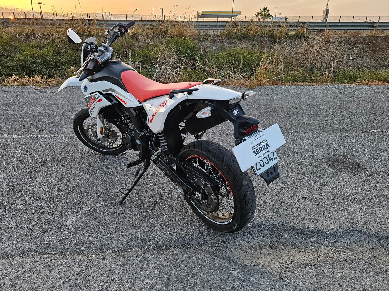 Mondial motard 125