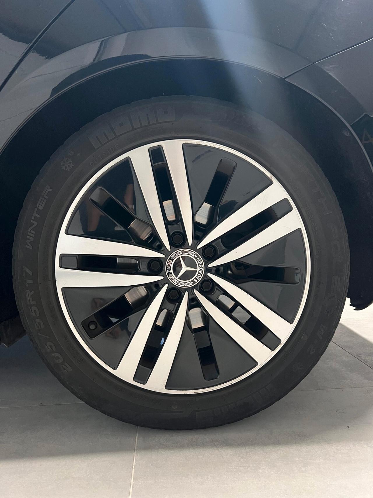 Mercedes-benz A 180 d Automatic Business Extra