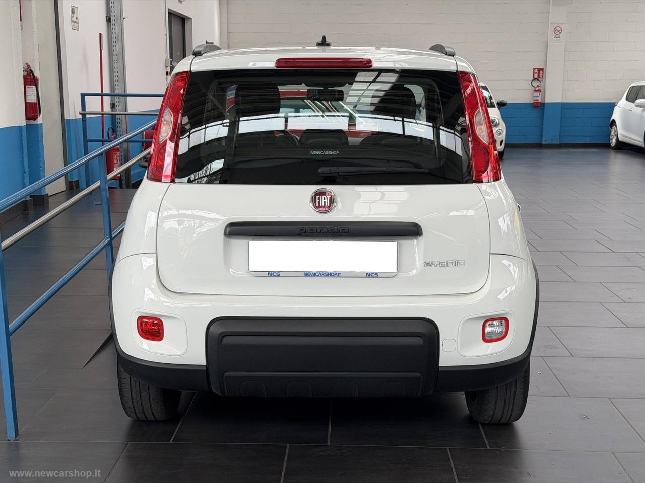 FIAT Panda 1.0 FireFly S&S Hybrid City Life NEOPATENTATI