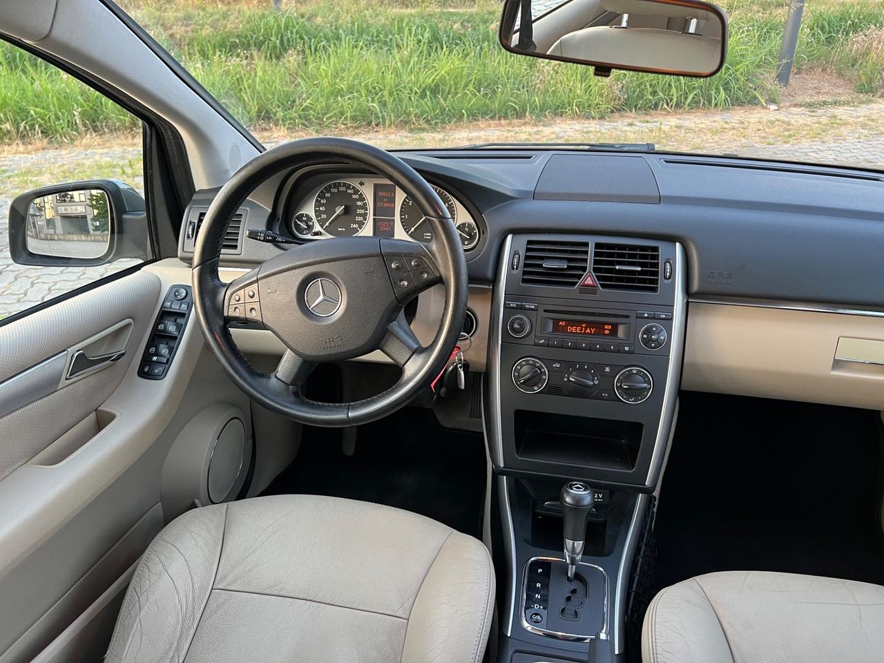 Mercedes-benz B 180 B 180 AUTOMATIC Executive
