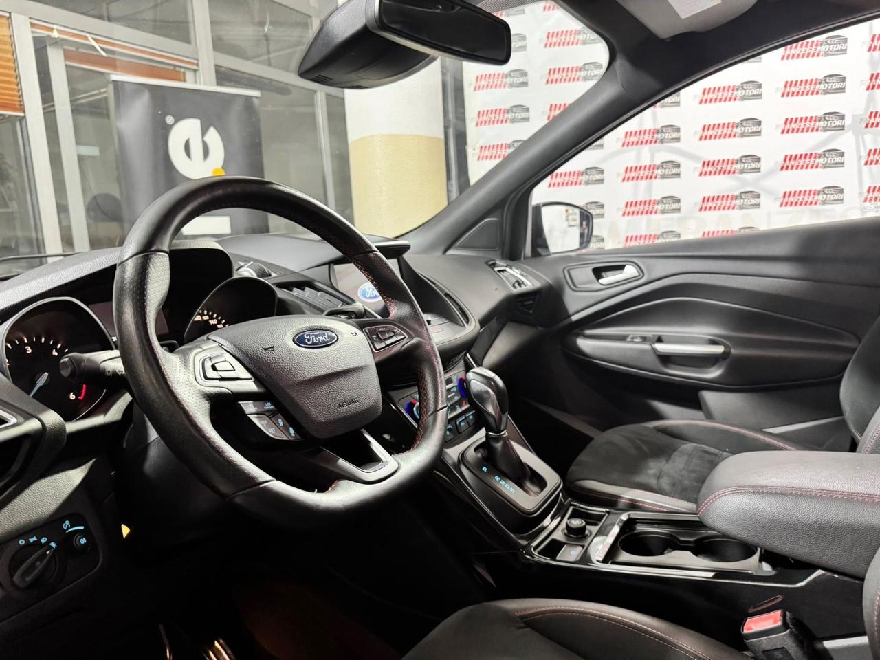 Ford Kuga 2.0 TDCI 180 CV S&S 4WD Powershift Vignale