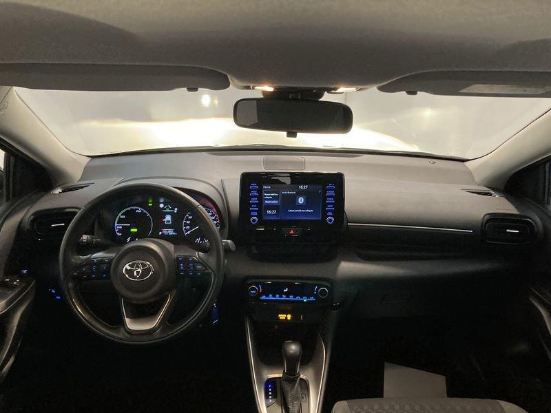 Toyota Yaris Hybrid Active MY22