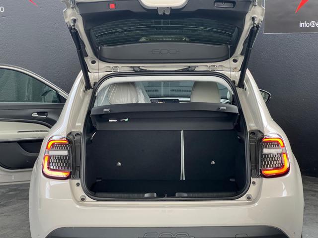 FIAT 600 Hybrid 100 CV DCT MHEV La Prima