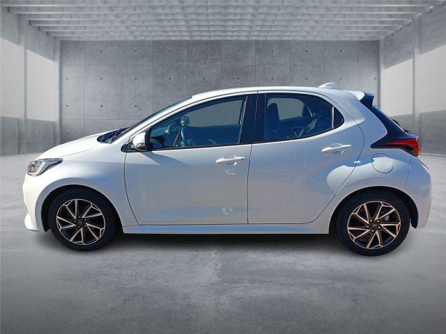 TOYOTA Yaris 4ª serie 1.0 5 porte Trend