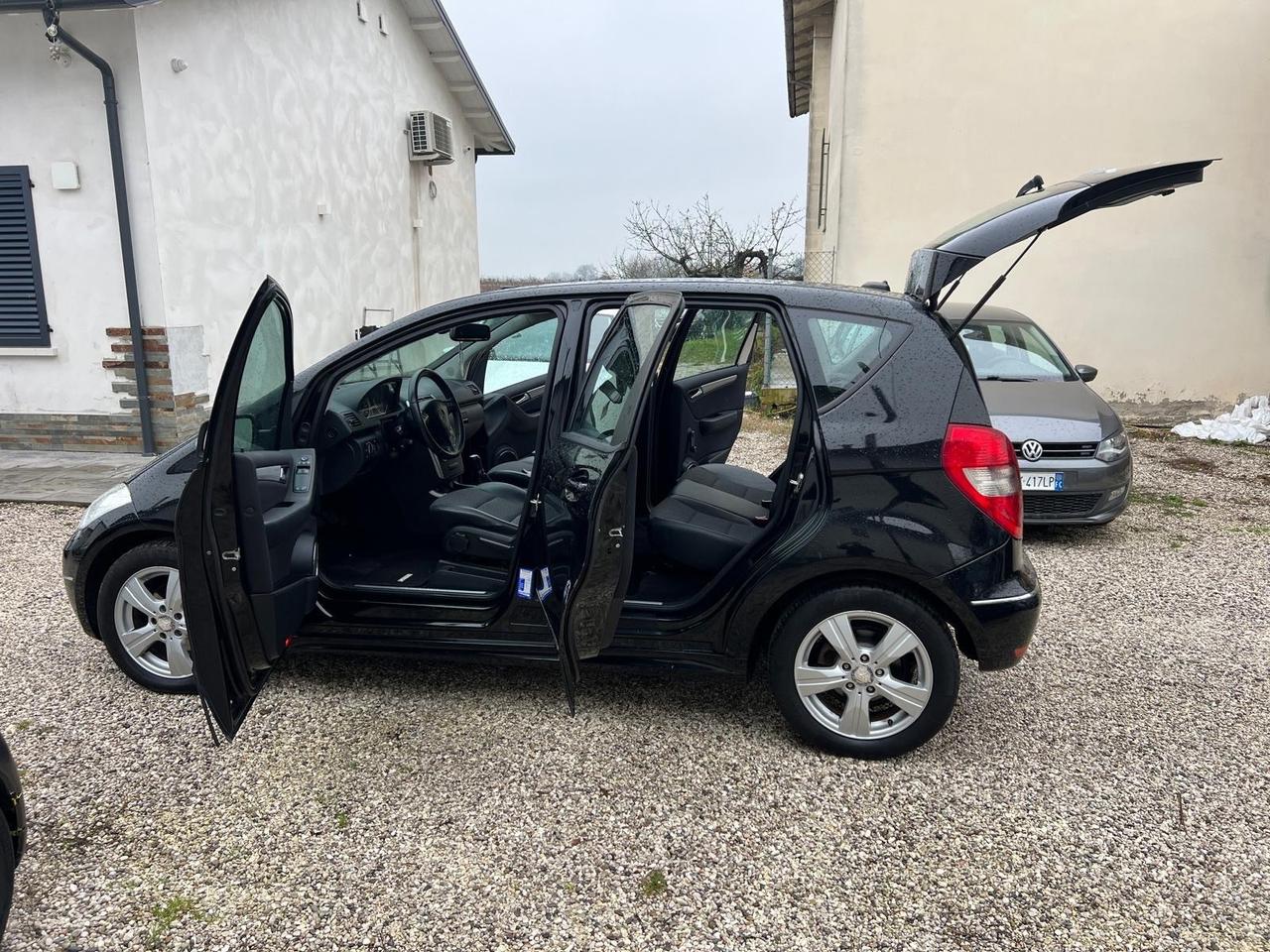 Mercedes-benz A 160 BlueEFFICIENCY Special Edition