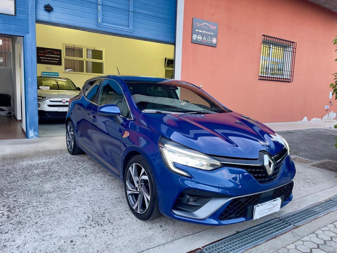 Renault Clio V Intens RS-Line