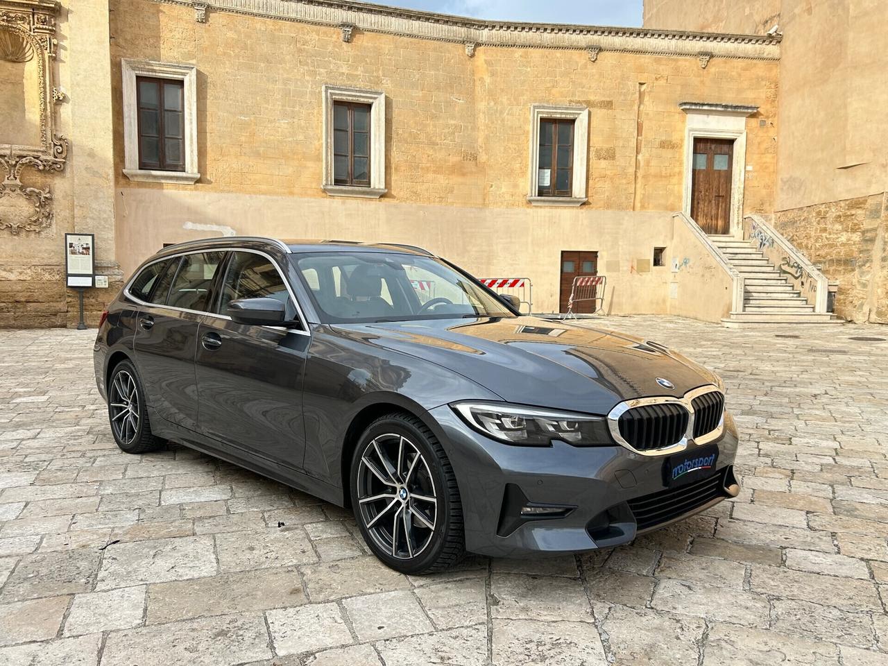 Bmw 320d Sport 190 cv lights ambient + virtual