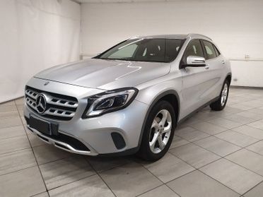 Mercedes-Benz GLA 200 d Premium 4matic auto