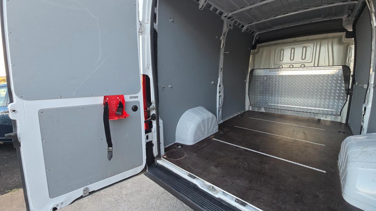 Fiat Ducato 35 2.2 Mjt 140CV PM-TM Furgone
