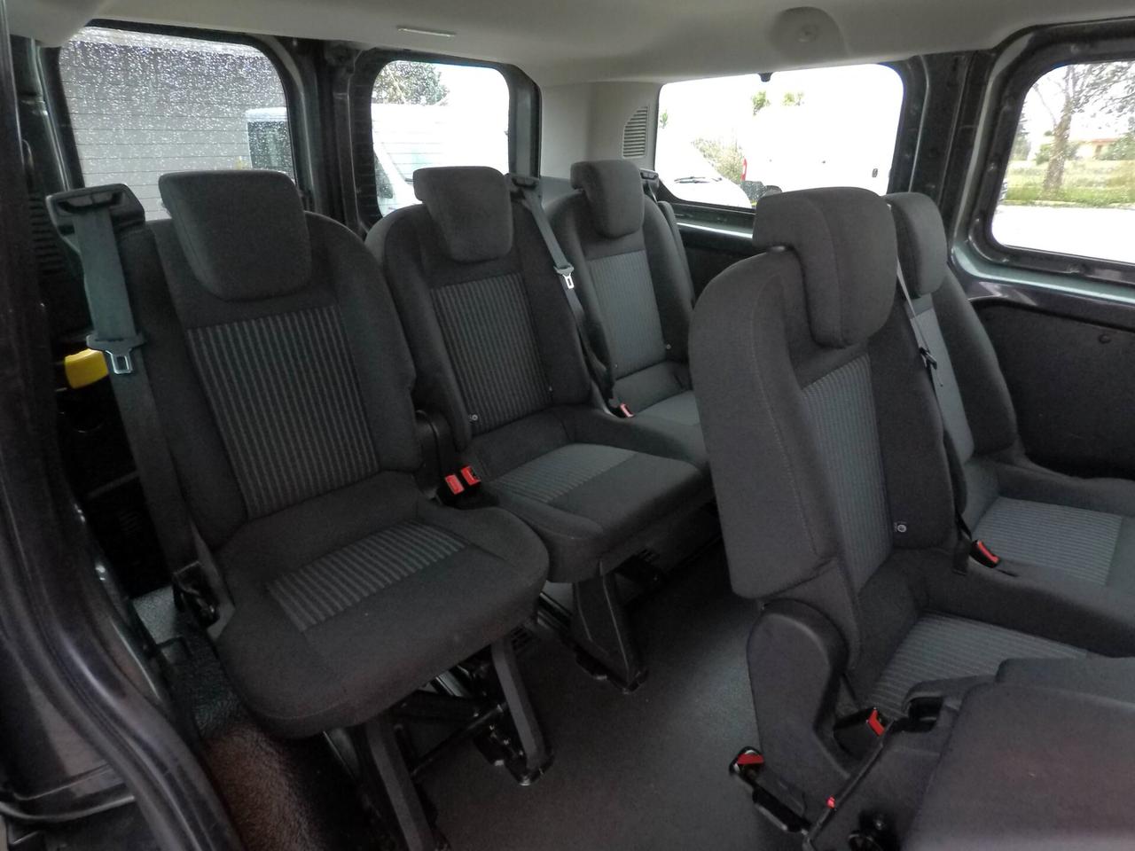 Ford Tourneo Custom 2.0 TDCi 130CV- 9 POSTI