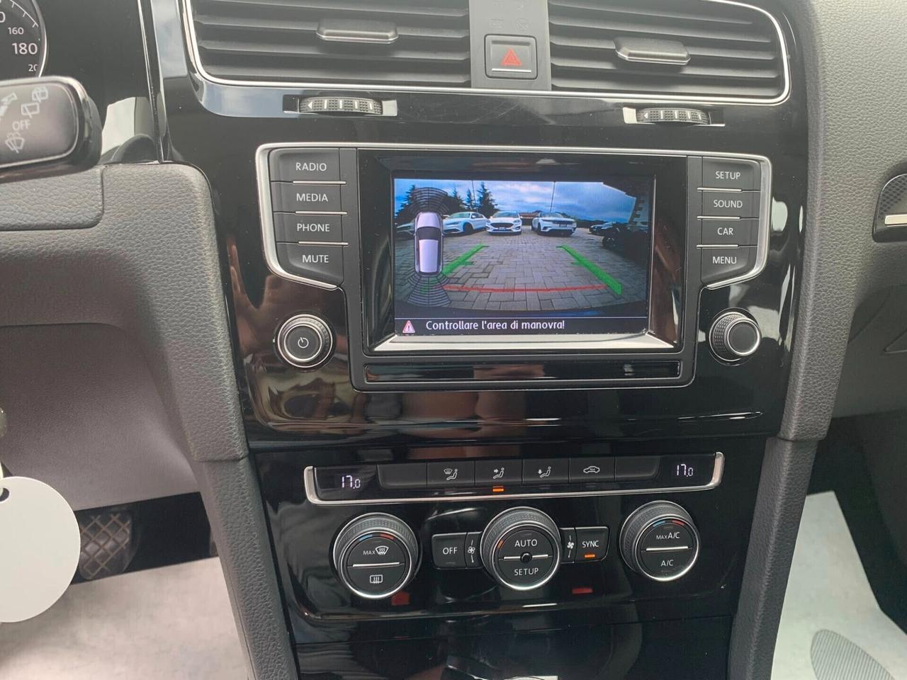 Volkswagen Golf 1.6 TDI Highline BMT SPORT 2013