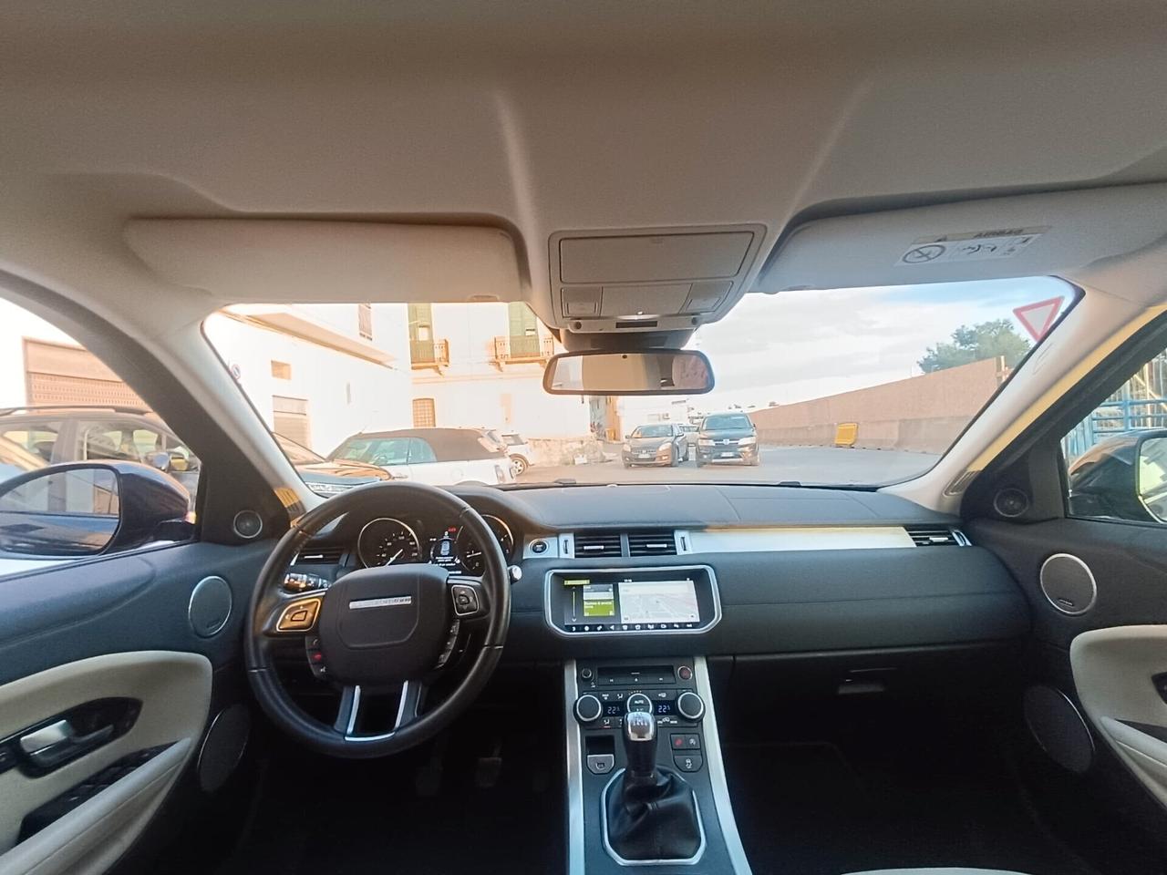 Land Rover Range Evoque 2.0 TD4 150 CV 5p. HSE Dynamic 65.000 km.