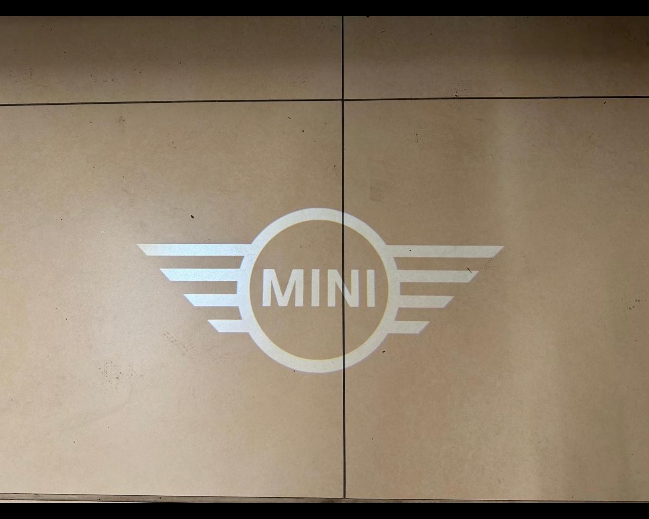 MINI Mini Countrym.(U25) - Mini Countryman D Classic