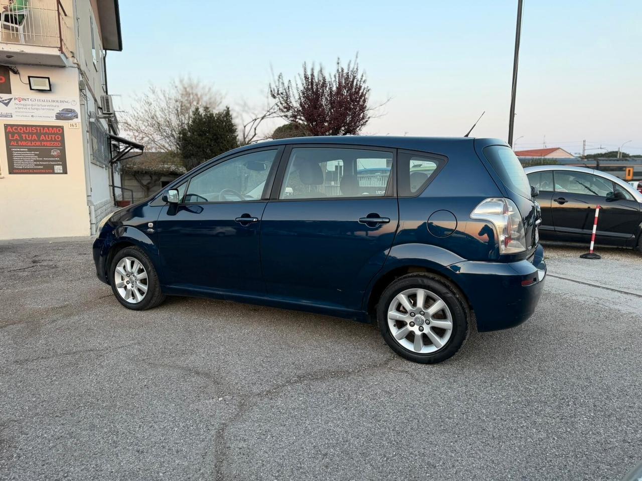 Toyota Corolla Verso 2.0 16V D-4D Sol