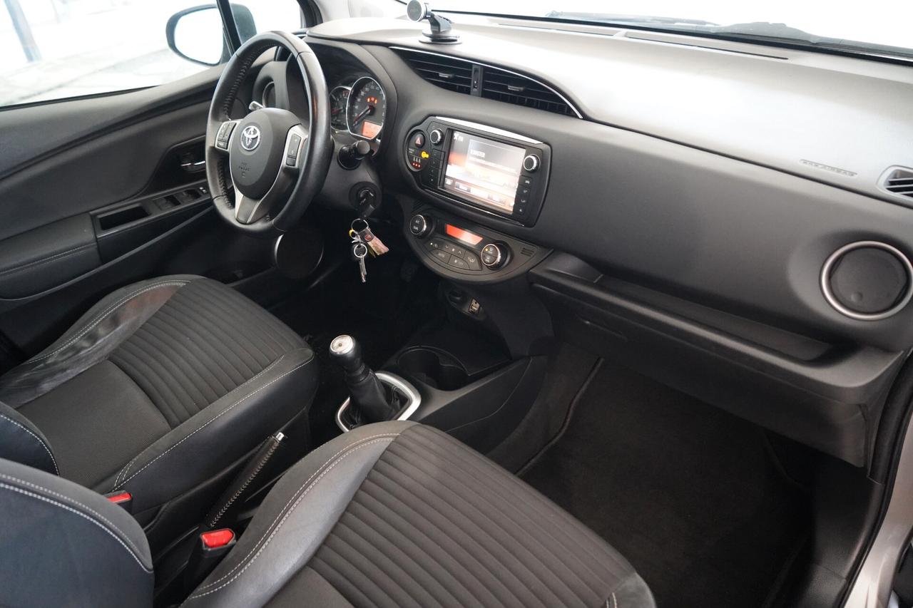 Toyota Yaris 1.0 5 porte Lounge 70 CV