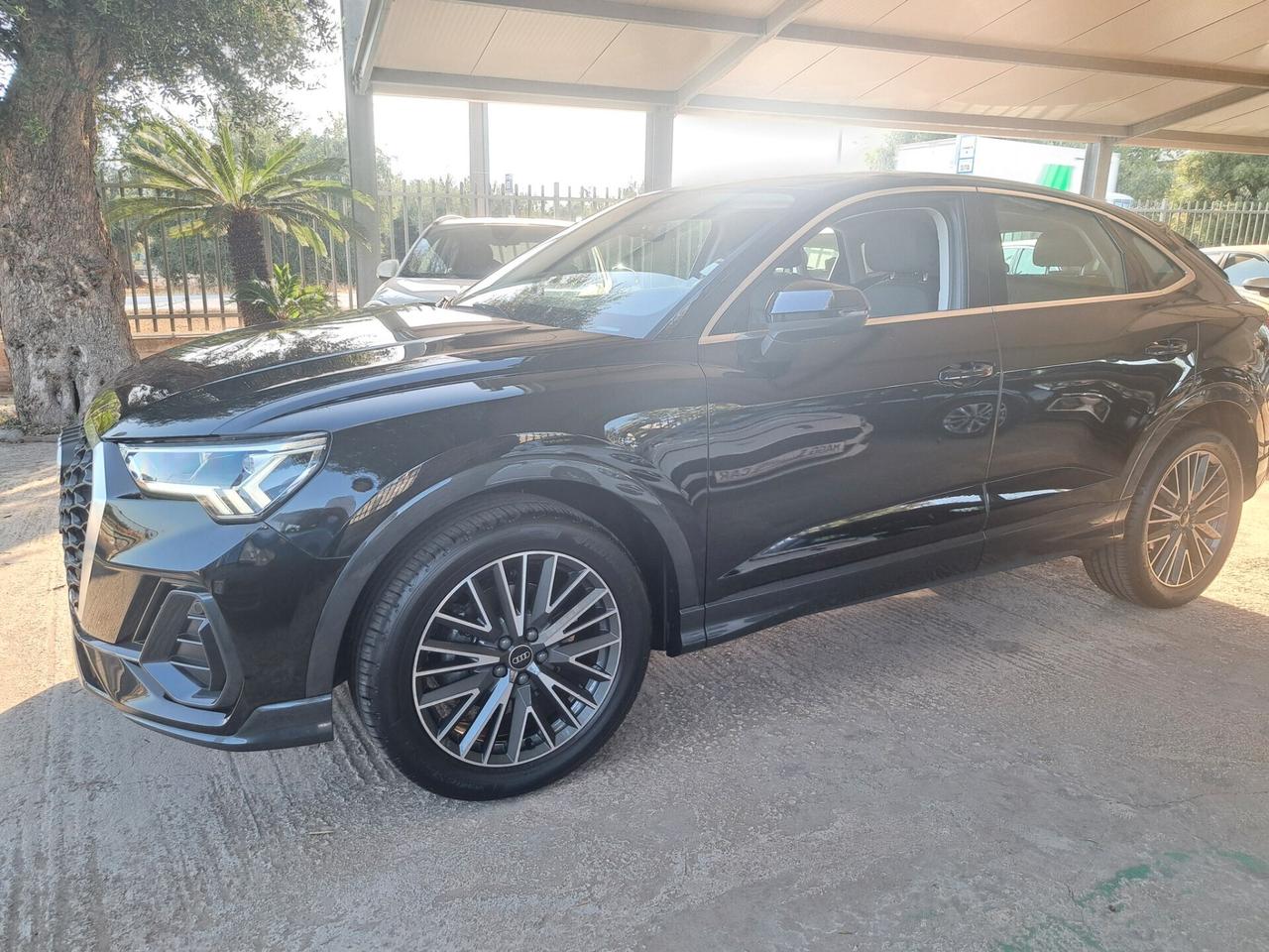 Audi Q3 SPB 35 TDI quattro S tronic Business Plus