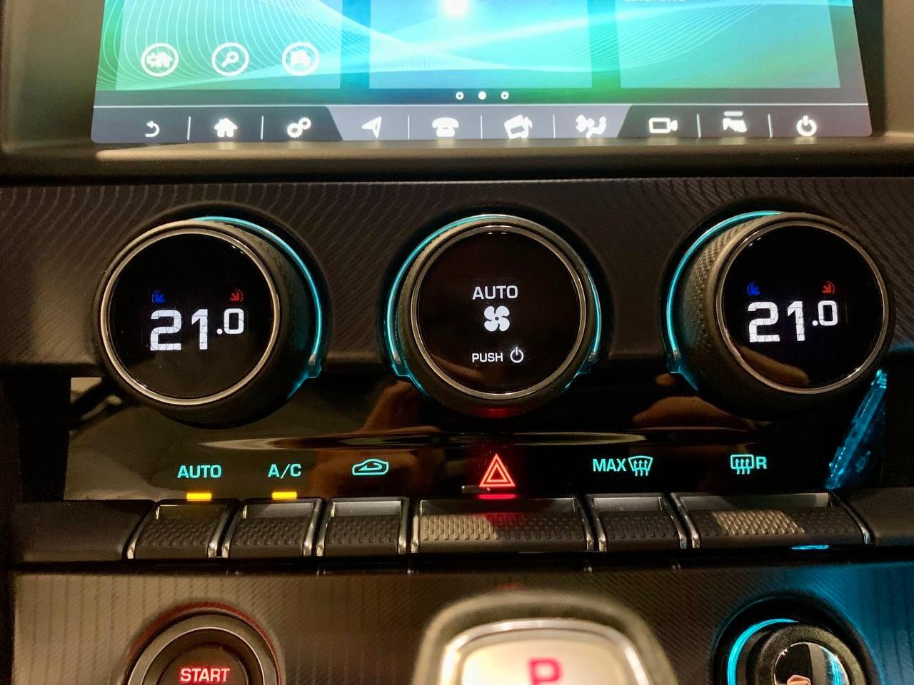 Jaguar F-Type 2.0 aut. Coupé R-Dynamic *PREZZO PROMO*