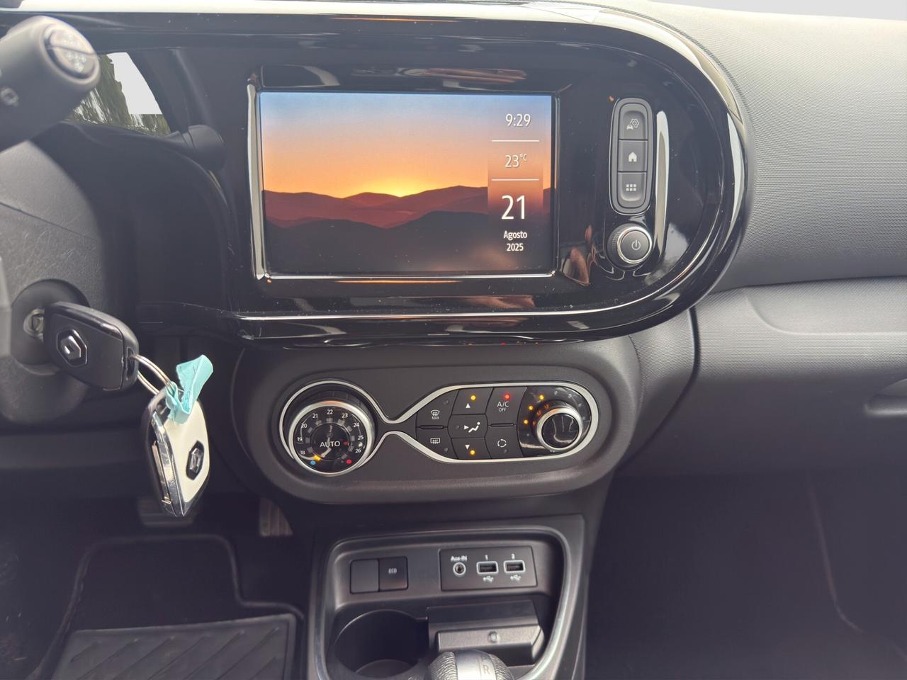 Renault Twingo Electric Urban Night