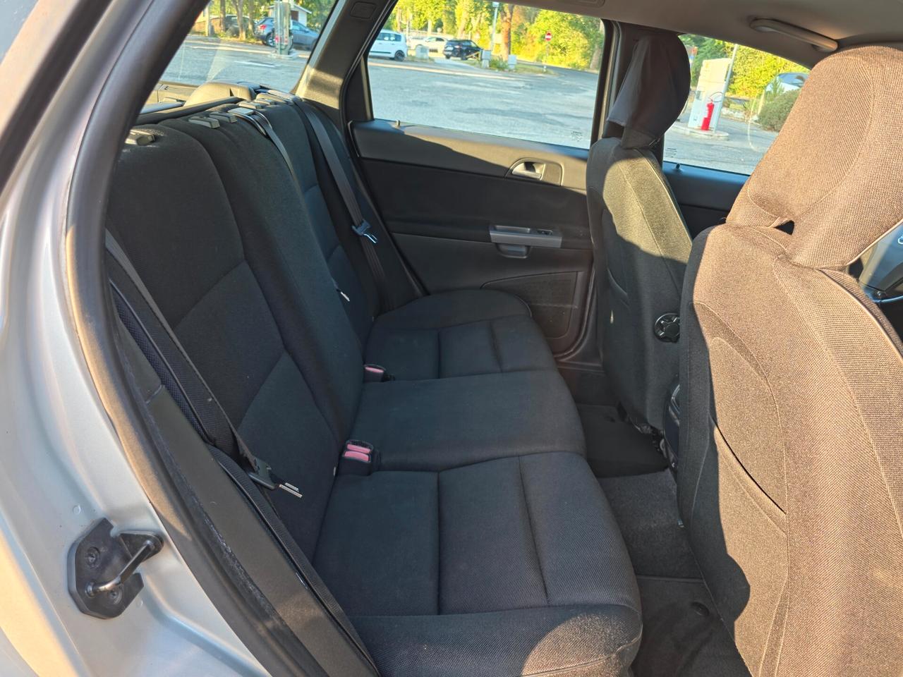 Volvo V50 D2 R-design CV-114 E5 Manuale NEO 2012