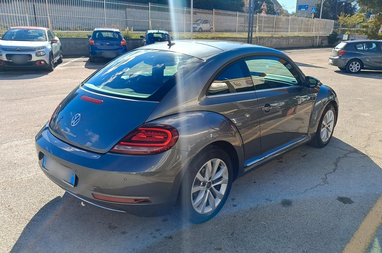 Volkswagen Maggiolino 2.0 TDI DSG Design BlueMotion Technology