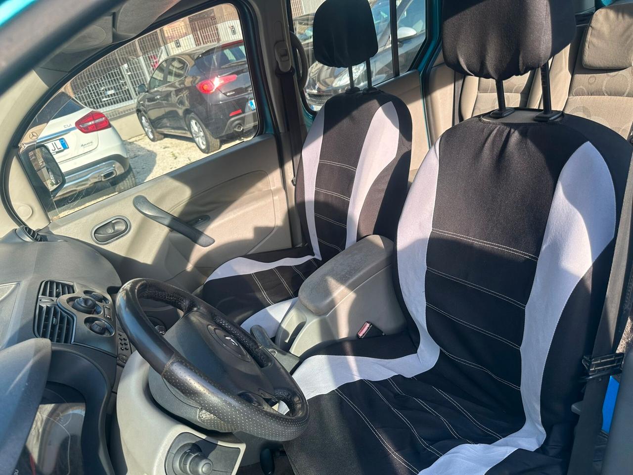 Renault Kangoo 1.5 dCi 85CV 4 porte
