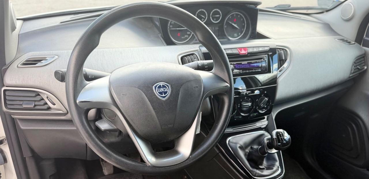 Lancia Ypsilon 0.9 Natural Power 84 Cv