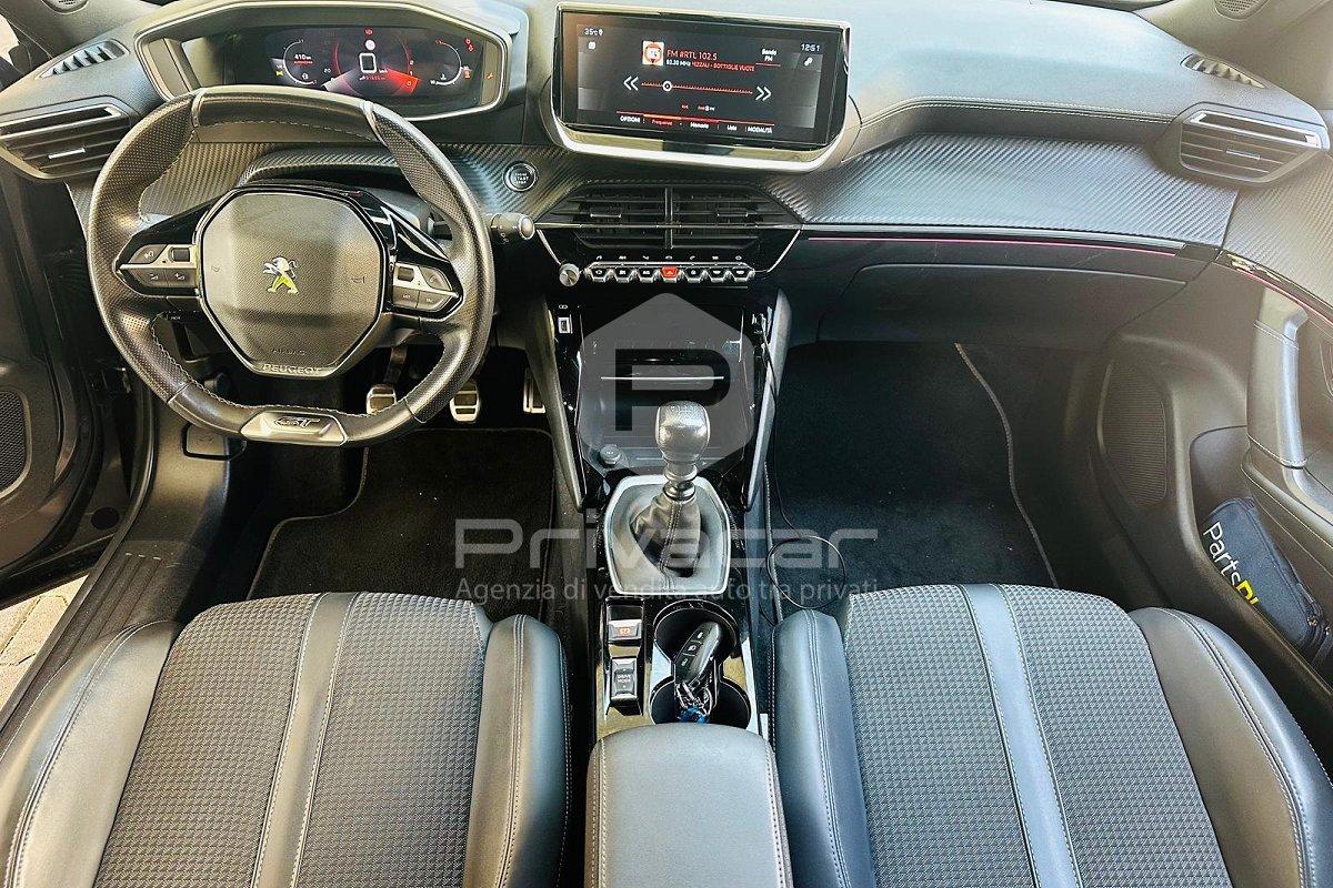 PEUGEOT 2008 PureTech 130 S&S EAT8 GT Line