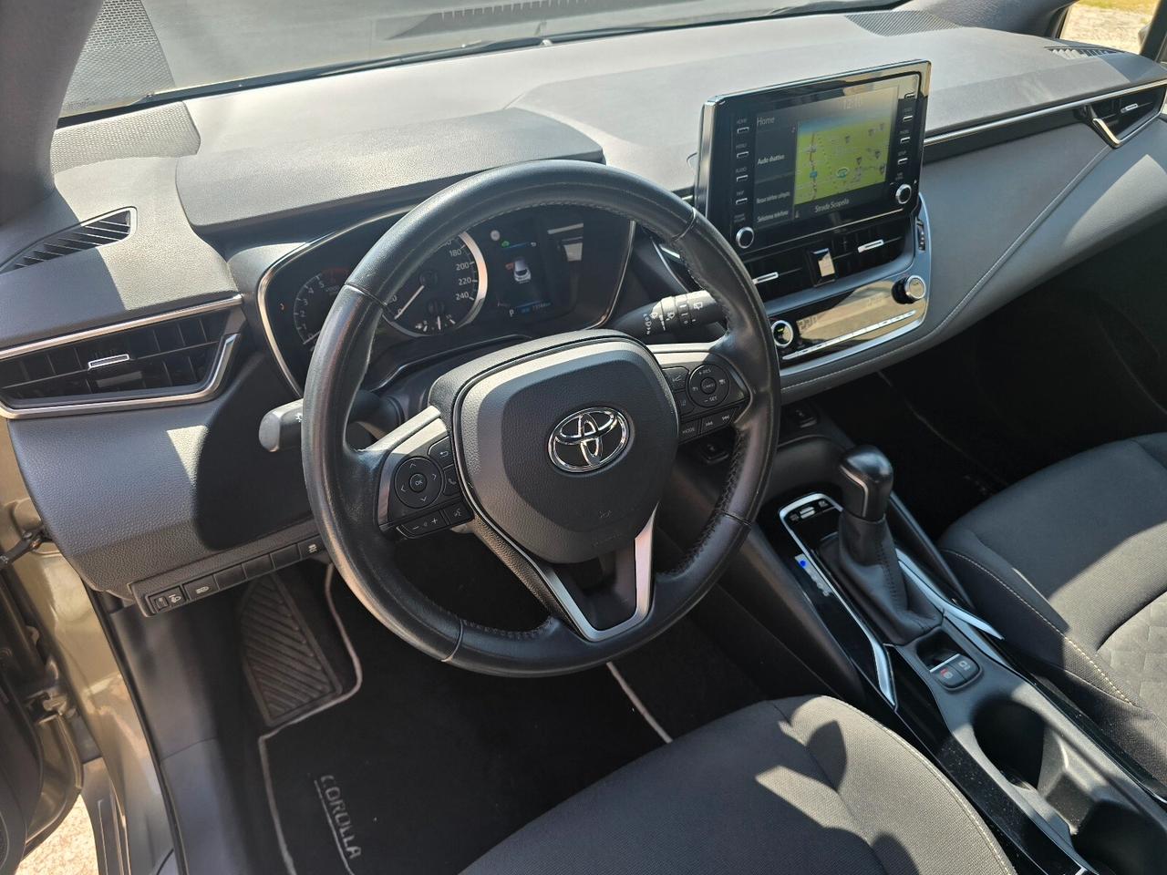 Toyota Corolla 1.8 Hybrid Business