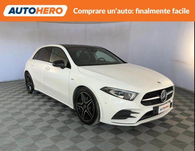 MERCEDES-BENZ A 200 Automatic Premium
