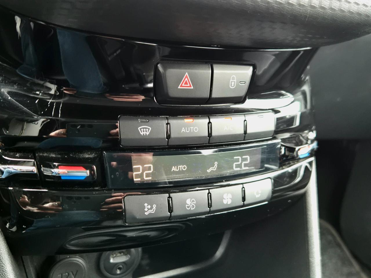 Peugeot 2008 BlueHDi 120 S&S Allure