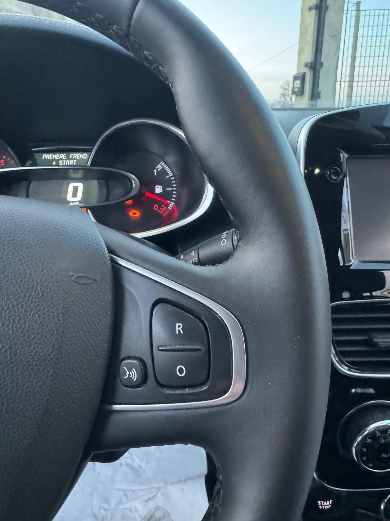 Renault Clio Sporter dCi 8V 75 CV Duel2