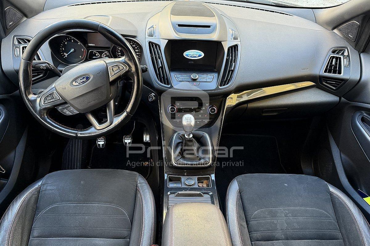 FORD Kuga 1.5 TDCI 120 CV S&S 2WD ST-Line Business