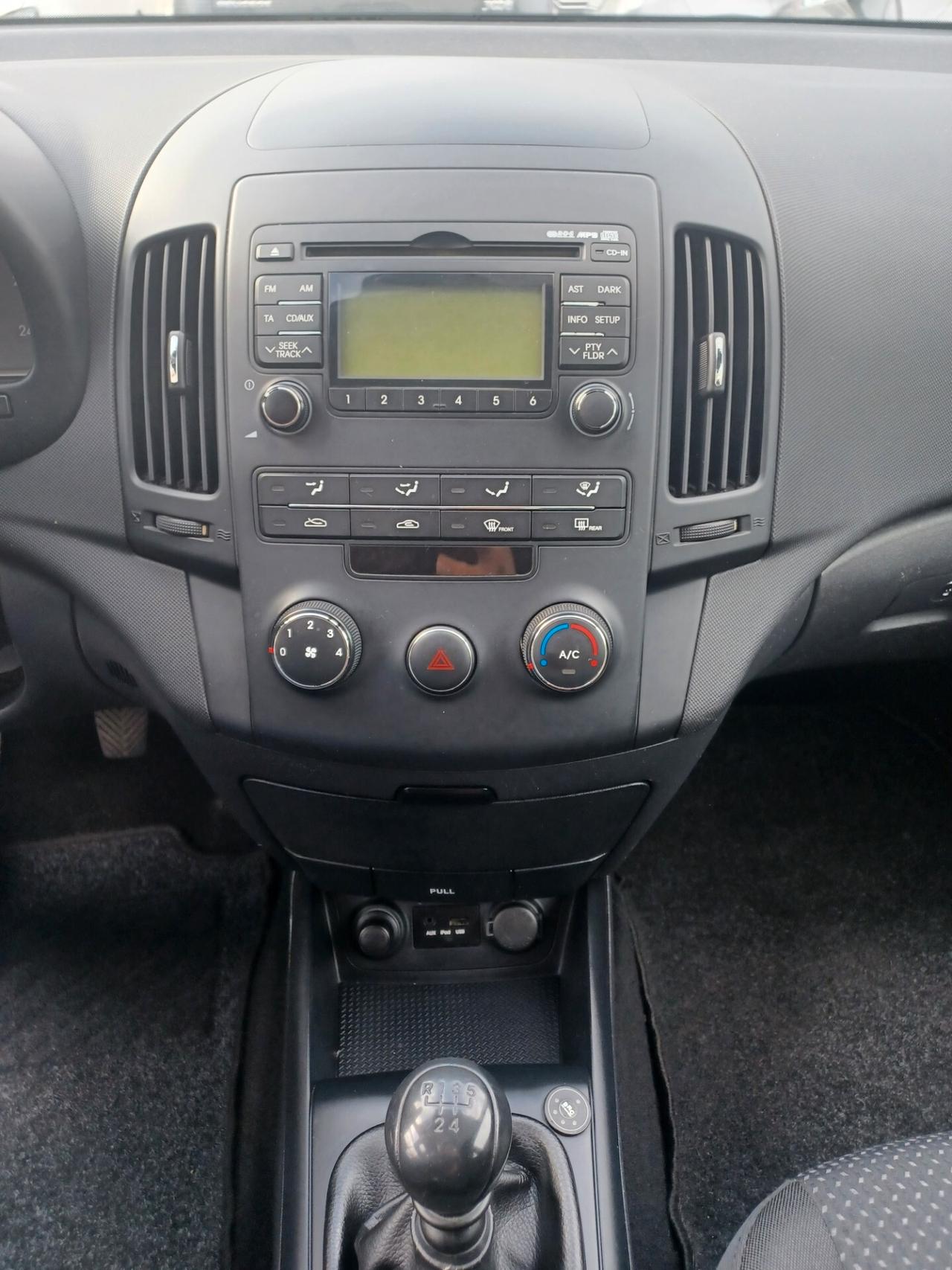 Hyundai i30 1.4 S.W. Blue Drive GPL