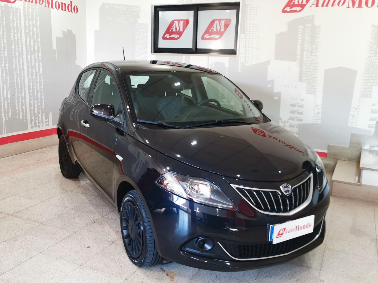 Lancia Ypsilon 1.2 69 CV 5 porte GPL Gold Plus