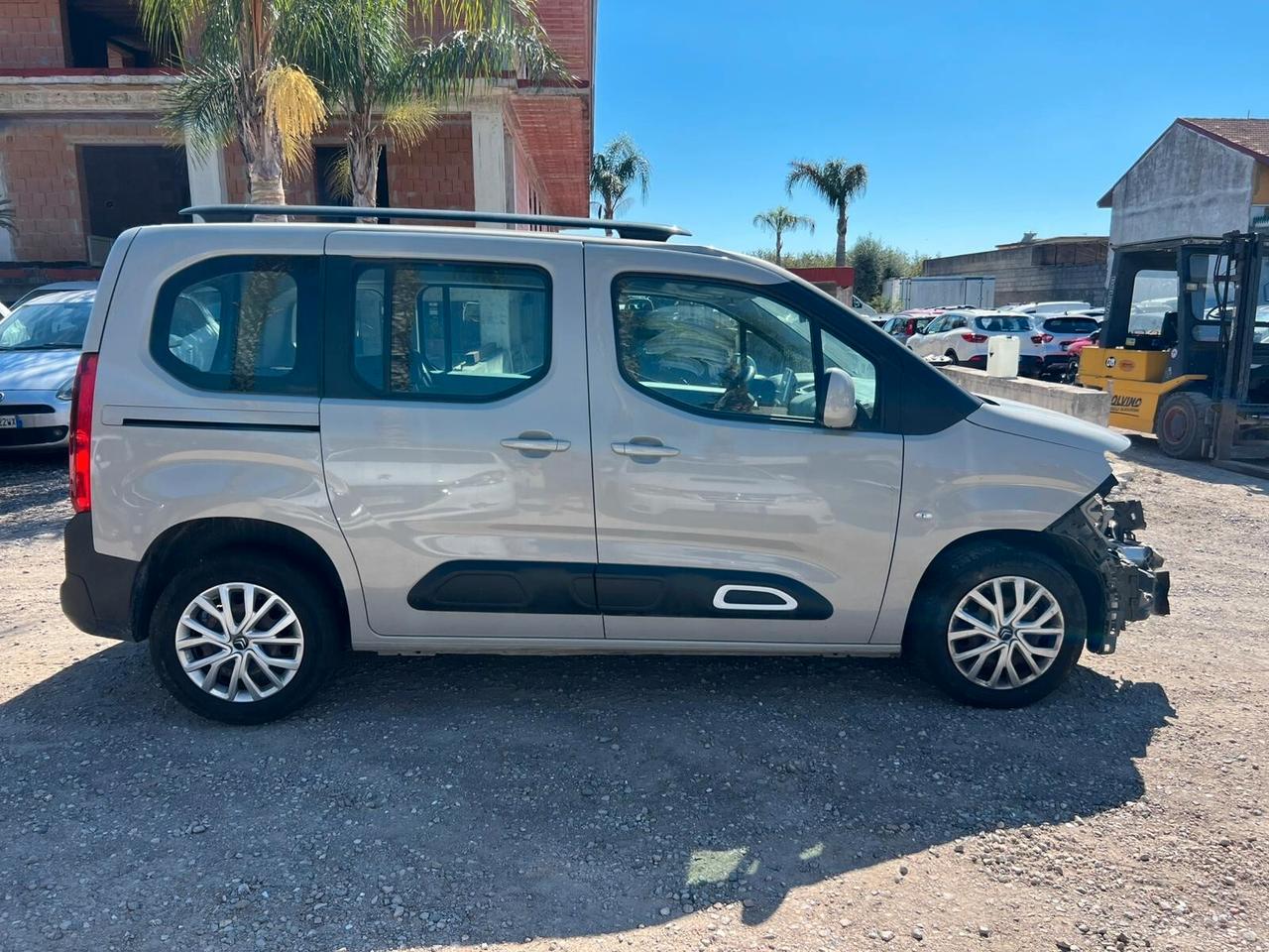 Citroen Berlingo BlueHDi 100 M Shine