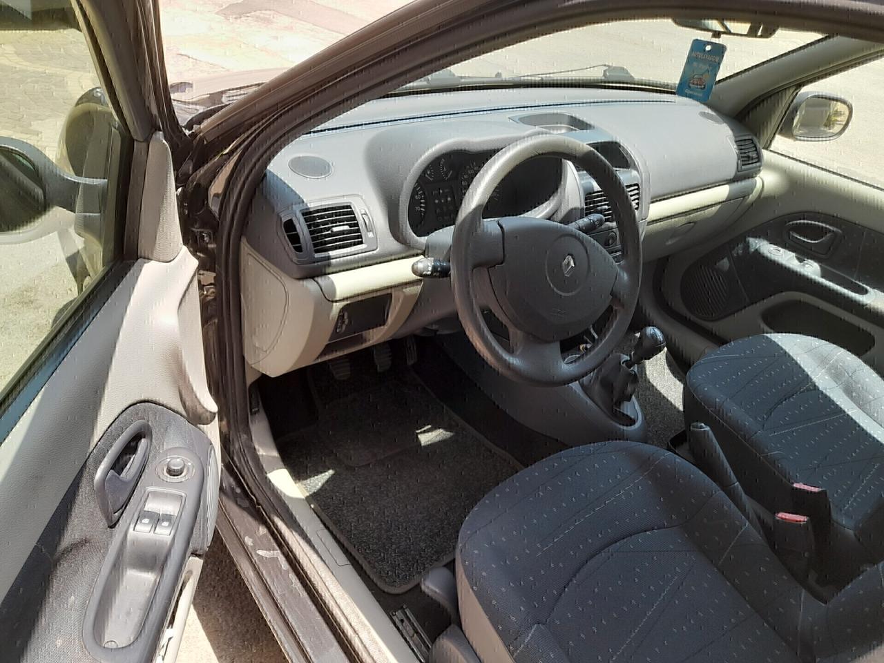 Renault Clio 1.2 STORICA 90000 KM