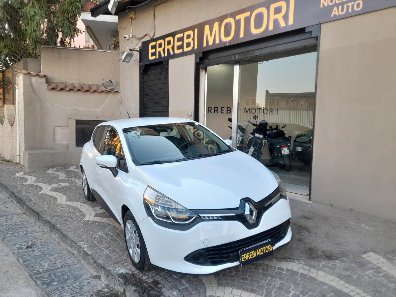 Renault Clio 1.2 75CV GPL 5 porte