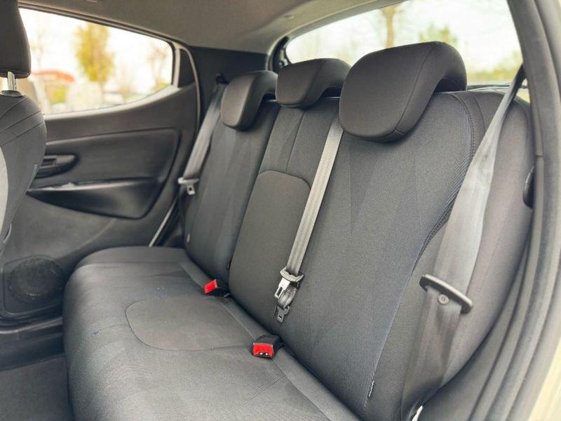 Lancia Ypsilon 1.2 69 CV 5 porte "GOLD"