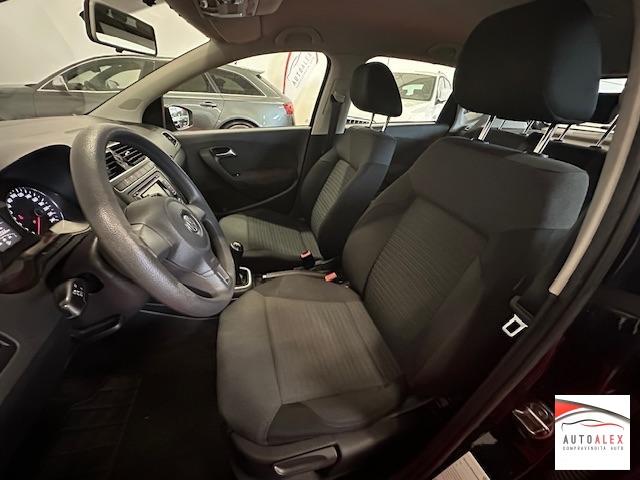 VOLKSWAGEN - Polo 5p 1.4 Highline ti piace stare NEOPATENTATI