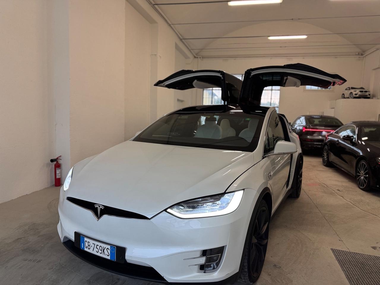 Tesla Model X Long Range Dual Motor 6 posti Extrafull