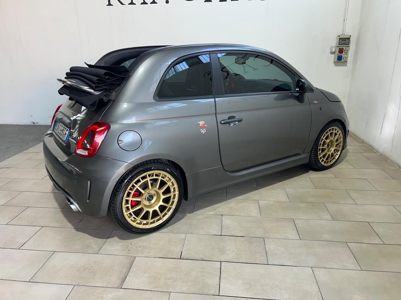 Abarth 595 C 1.4 Turbo T-Jet 160 CV MTA Competizione