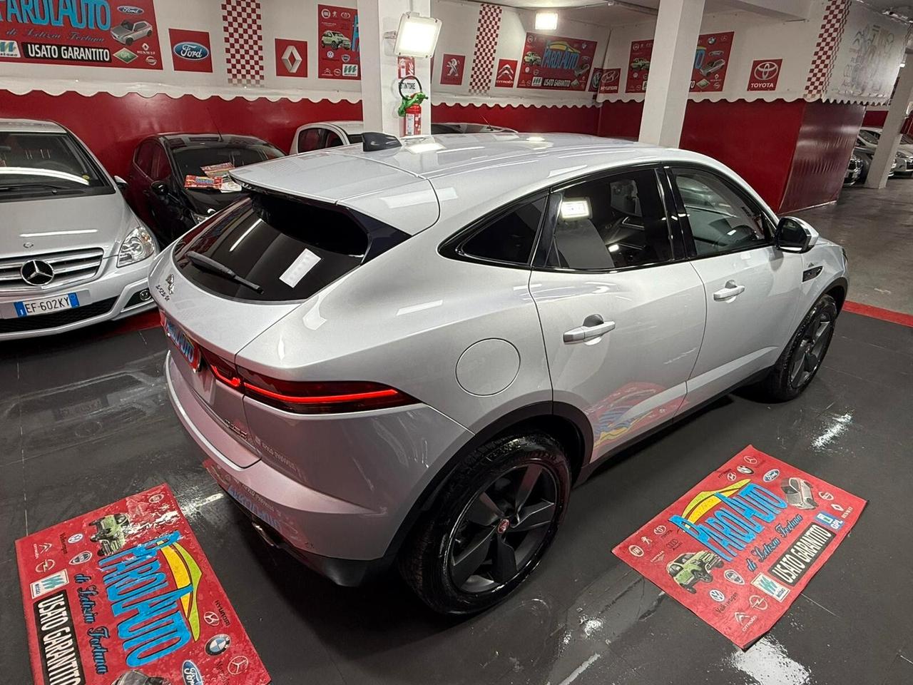 Jaguar E-Pace 2.0D 150cv aut. R-Dynamic - 2019