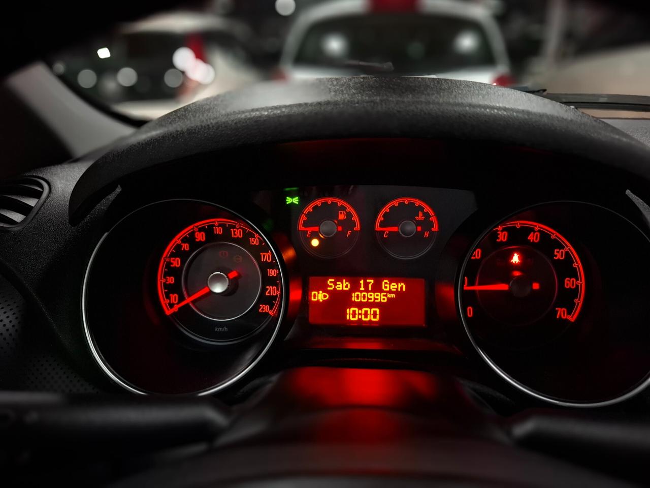 Fiat Punto Evo 1.4 benzina Neopatentato