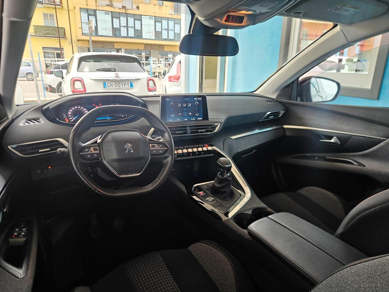 Peugeot 3008 BlueHDi 130 S&S Business Pack