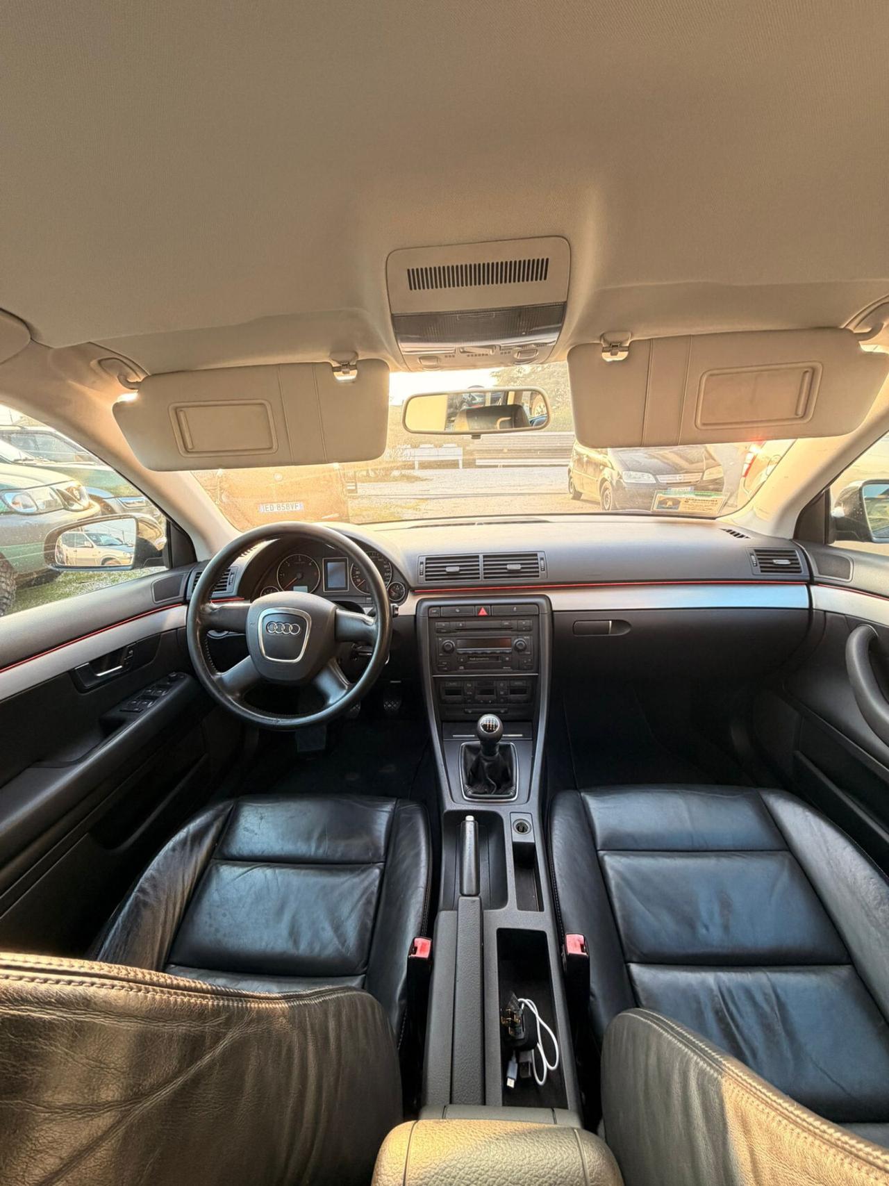 Audi A4 2.0 16V TDI Avant Top
