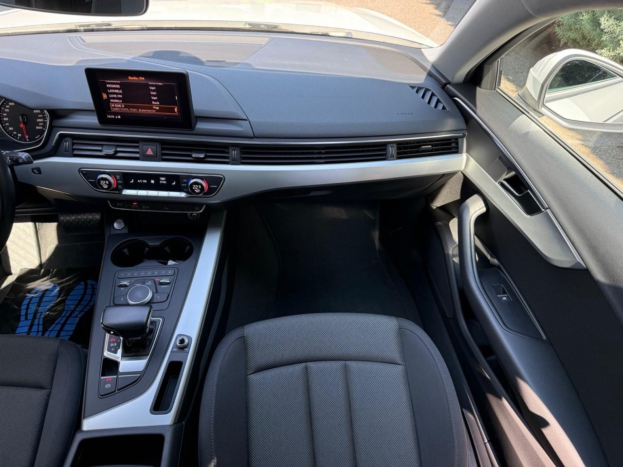 Audi A4 Avant 2.0 TDI 150 CV S tronic 2018/UNIPRO