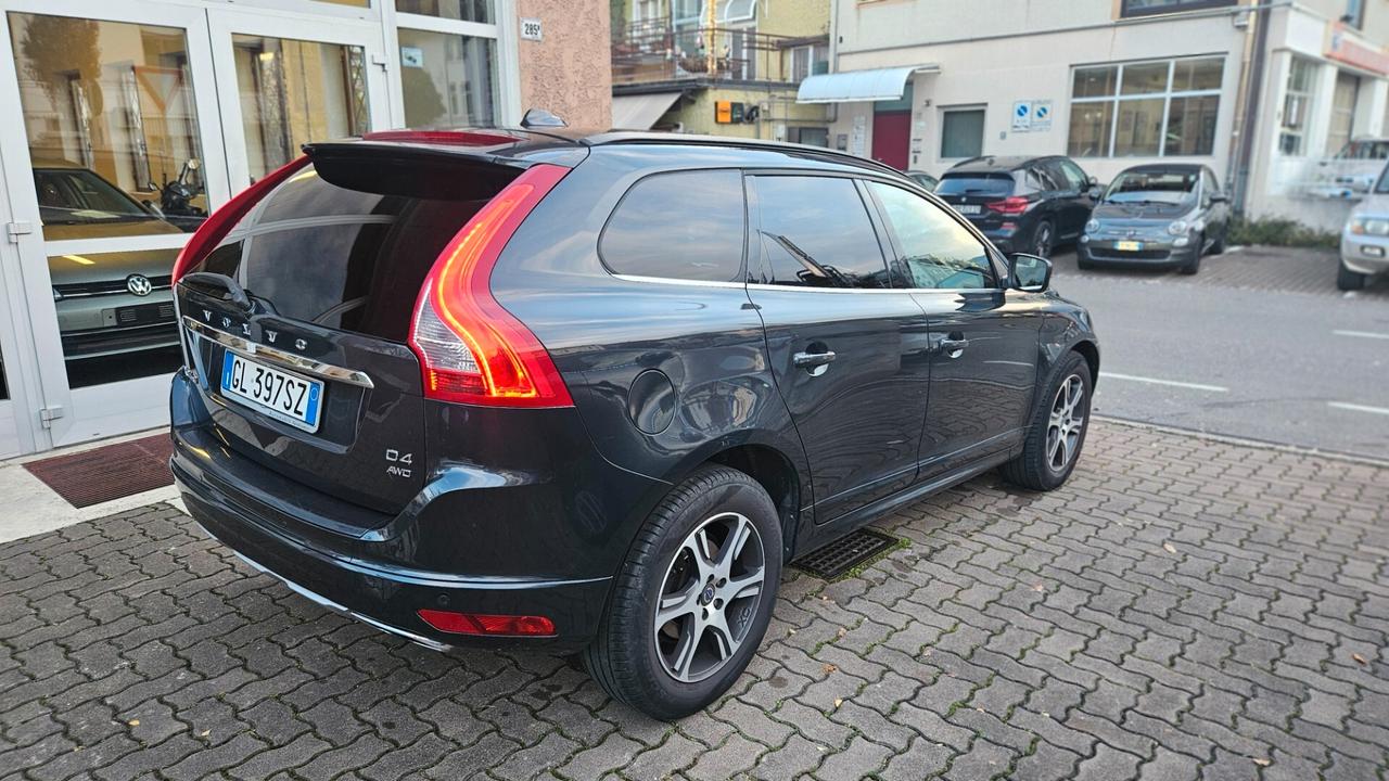 Volvo XC 60 2.4 d4 awd 181cv geartronic NAVY-CAM-SED.RISC